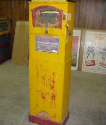 Rare Mystic Mirror Fortune Arcade Machine