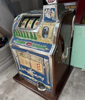 Mills 25 cent Owl Slot Machine