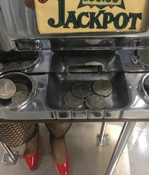 Dollar Pace Star Bell Cocktail Waitress Slot Machine