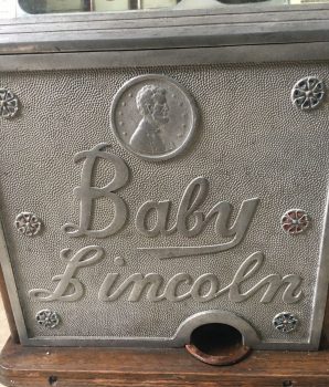 25 cent Watling Baby Lincoln Slot Machine